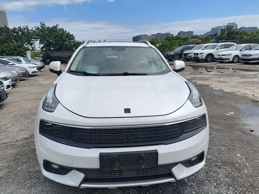 Lynk & Co 01 EM-P — миниатюра 3