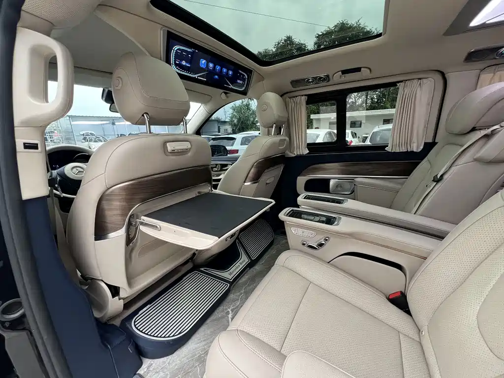 Mercedes-Benz V-Class — миниатюра 8