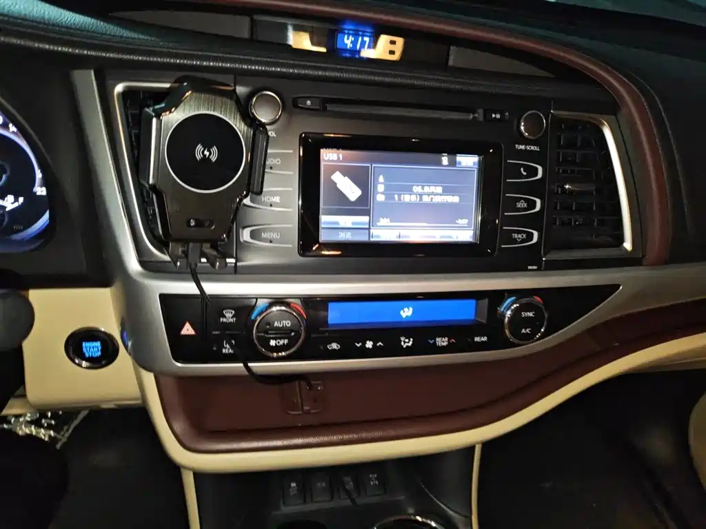 Toyota Highlander — миниатюра 9