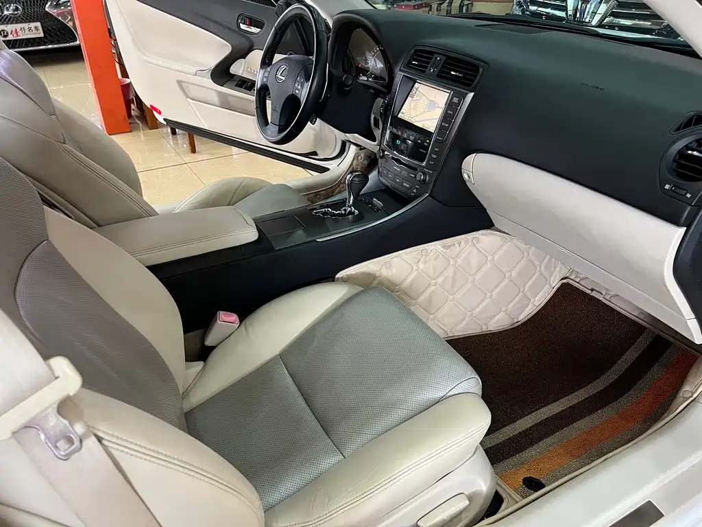 Lexus IS 2009 300C