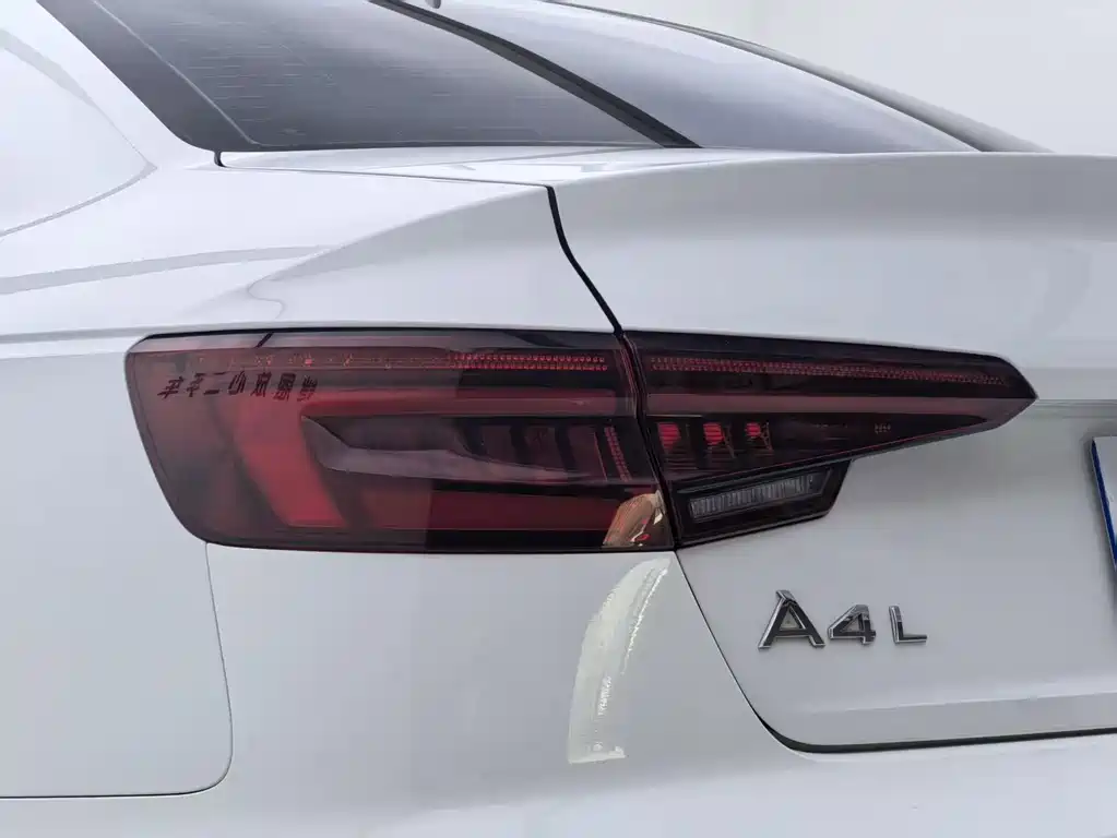 Audi A4L — миниатюра 27