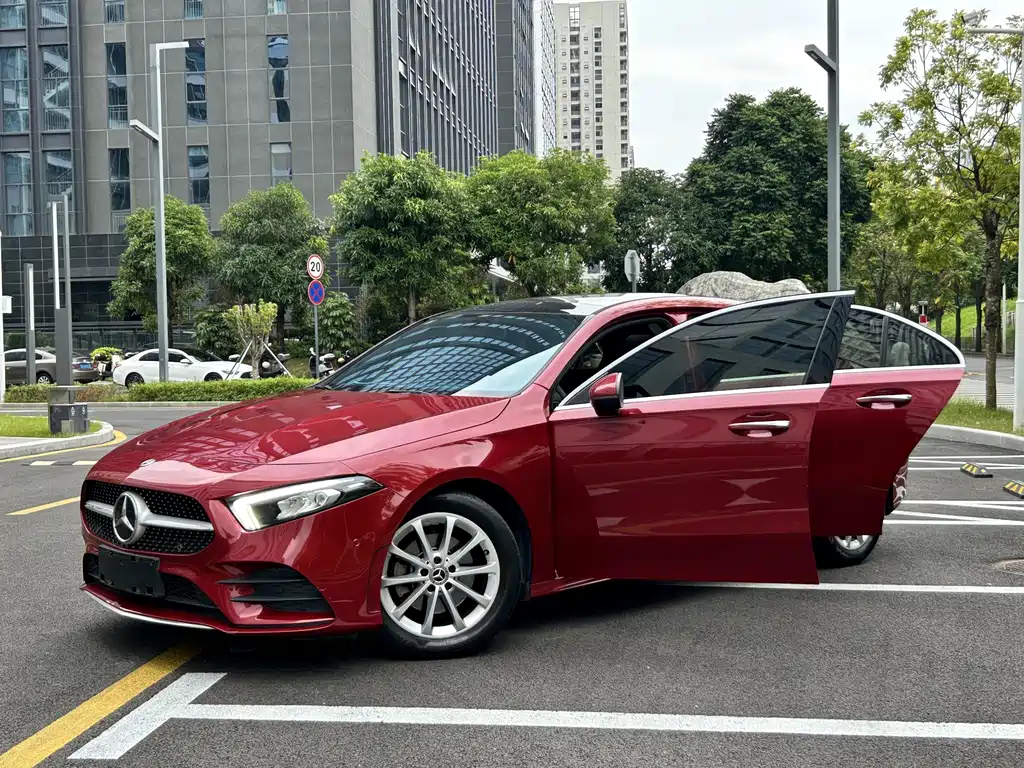 MERCEDES-BENZ A CLASS