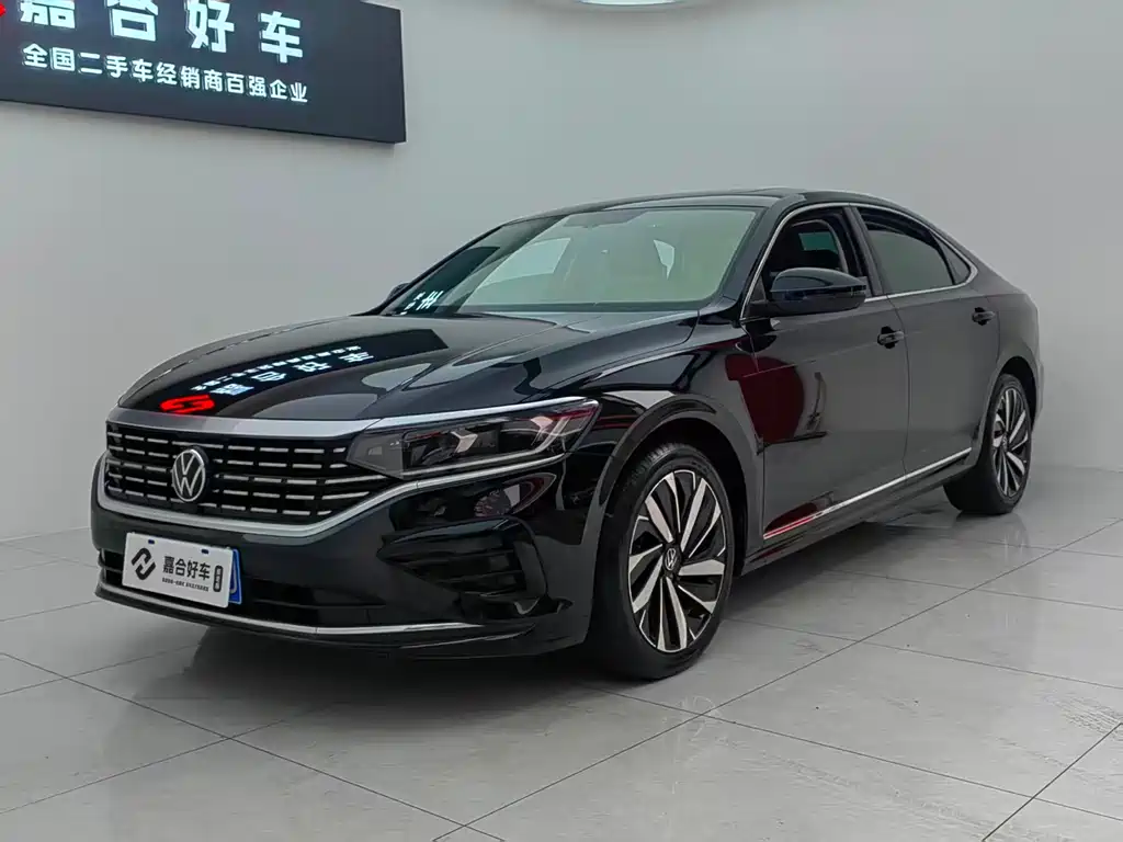 Volkswagen Passat 2023