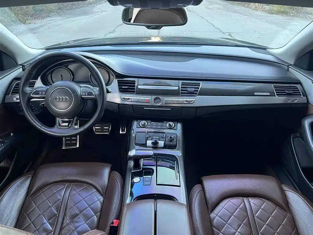 Audi S8 2013 S8 4.0TFSI quattro
