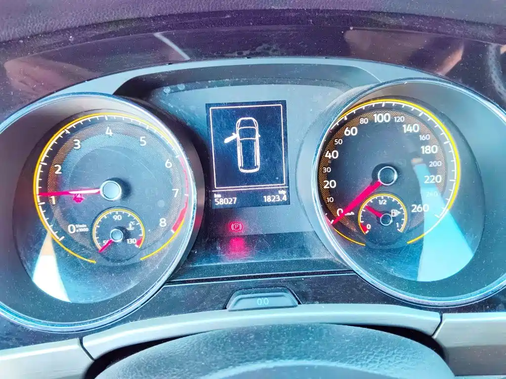 Volkswagen Touran — миниатюра 7