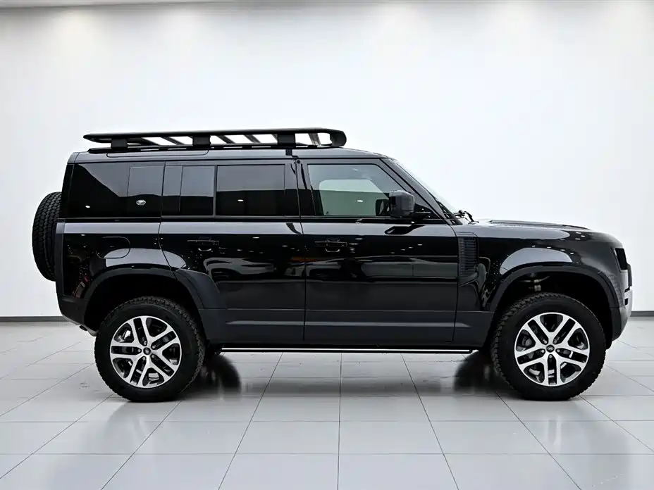 Land Rover Land Rover Defender 2024 110 3.0T P400