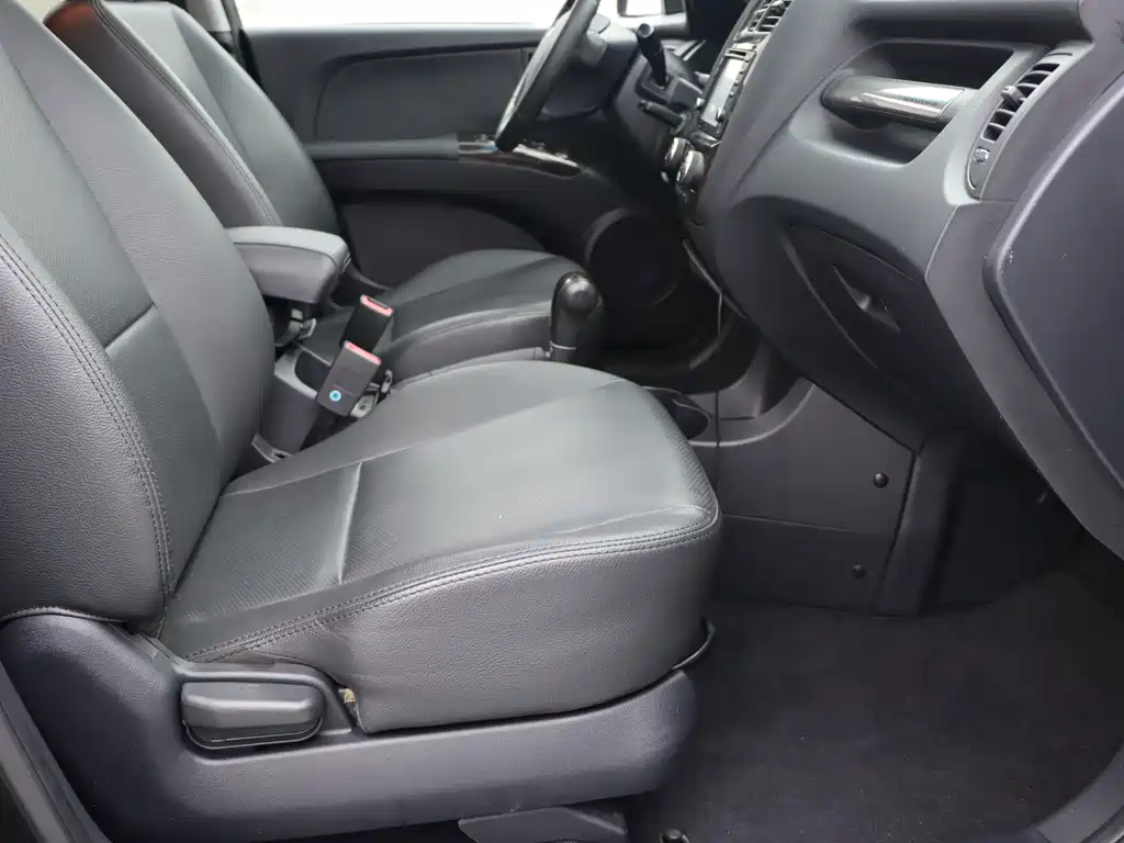 Kia Sportage — миниатюра 8