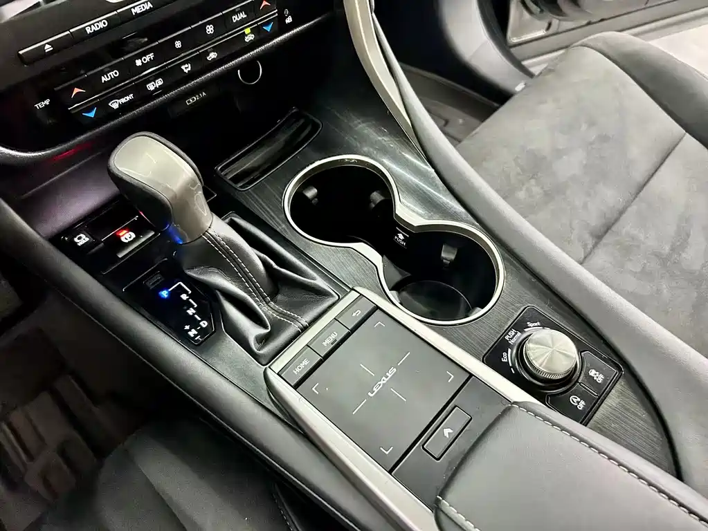 Lexus RX — фотографии объявления, Фото 14