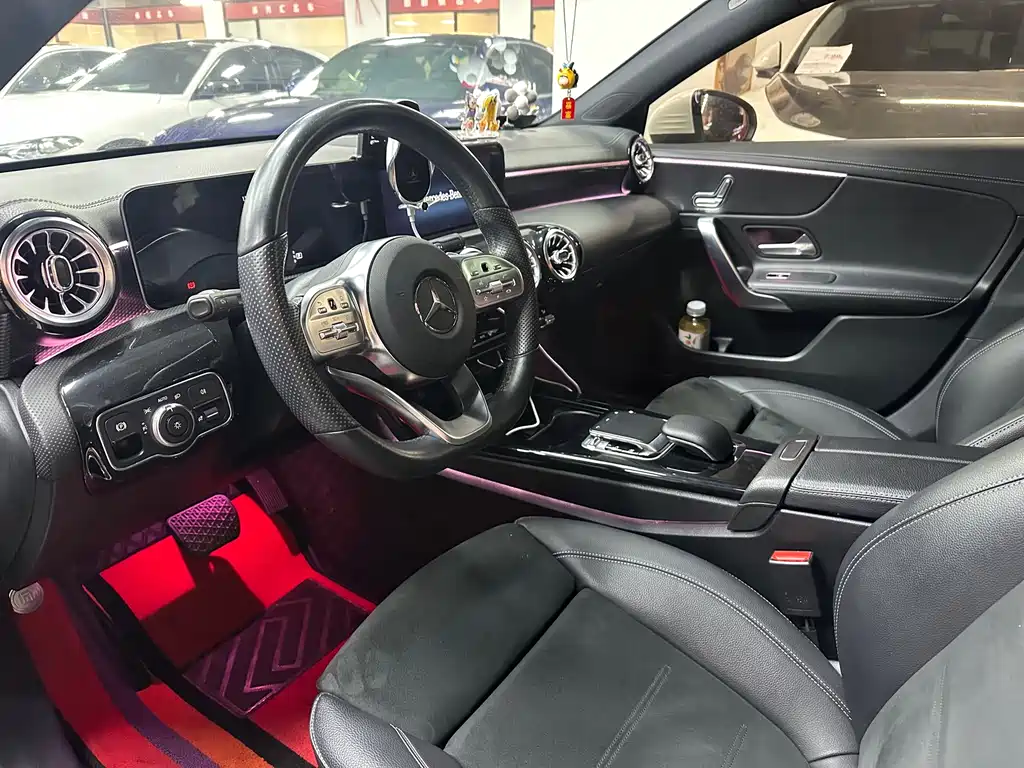 MERCEDES-BENZ A CLASS