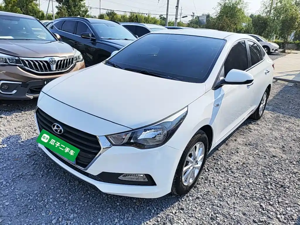 Hyundai Verna — миниатюра 2