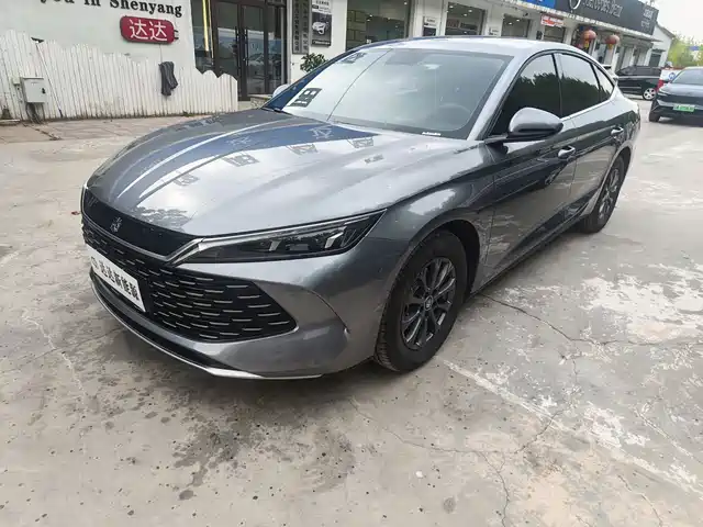2025 BYD Qin