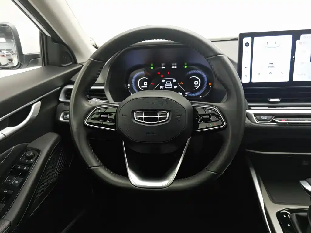 Geely Emgrand — миниатюра 11