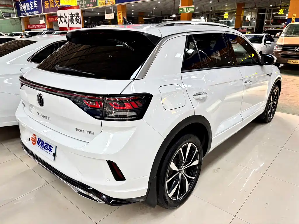 Volkswagen T-Roc — миниатюра 12
