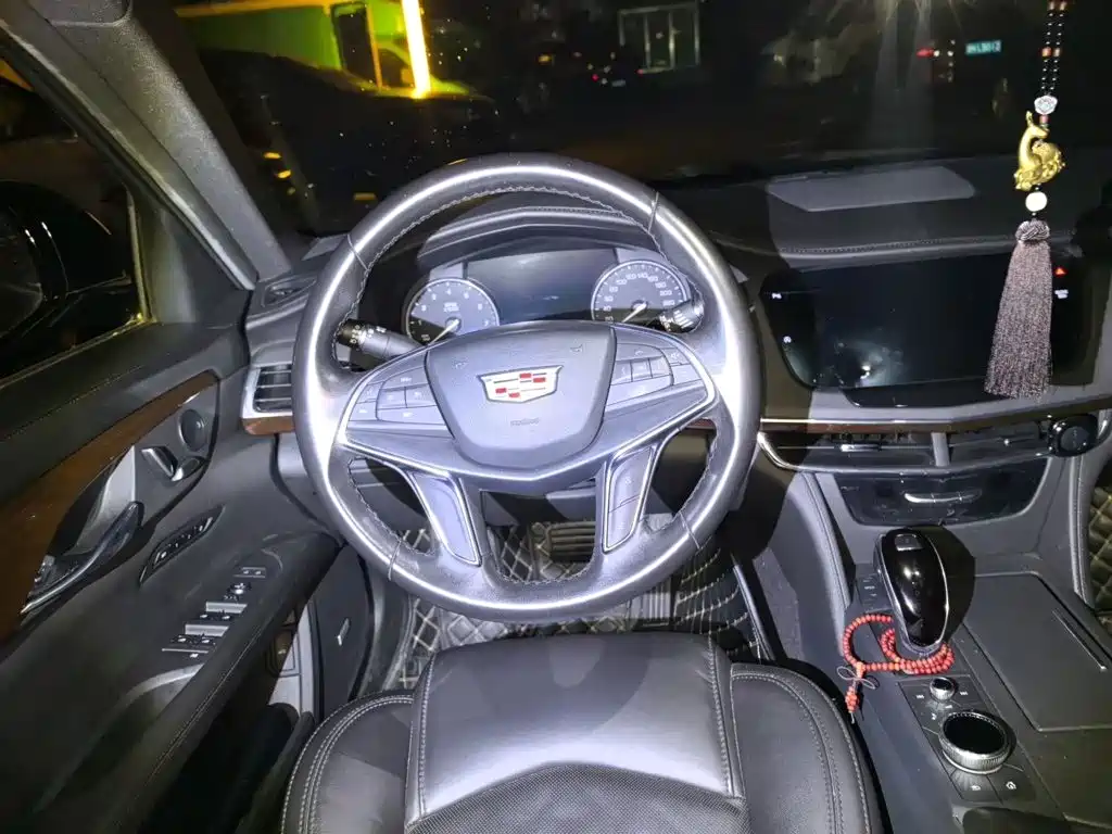 Cadillac CT6 — миниатюра 11