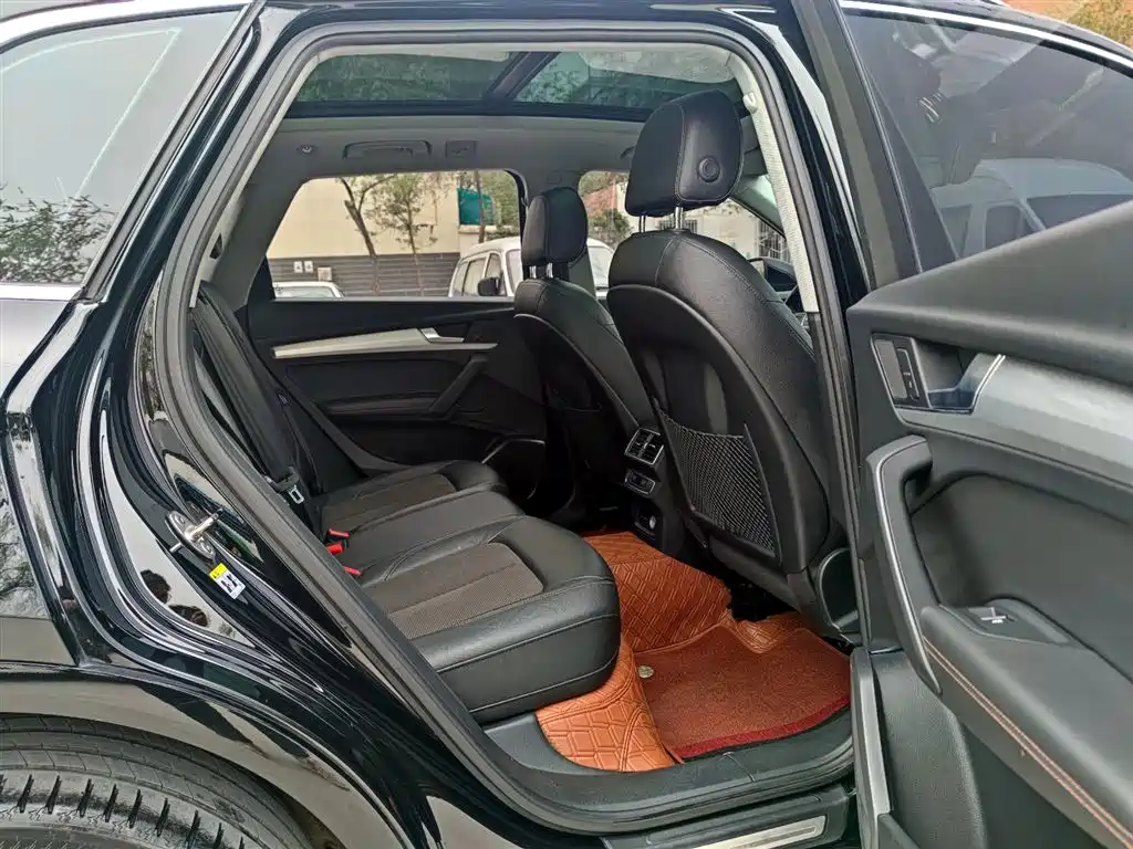 Audi Q5L 2018 40 TFSI Fashion V