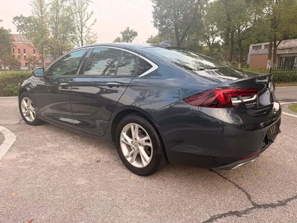 Buick Regal — миниатюра 7