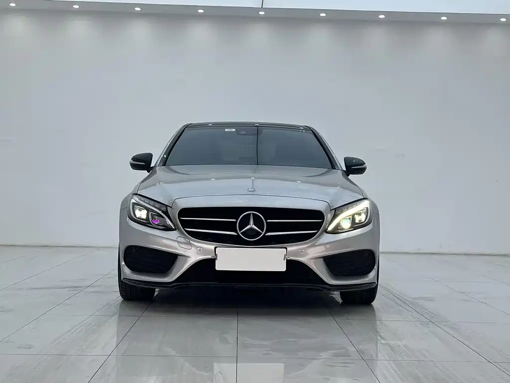 Mercedes-Benz C-Class — миниатюра 5