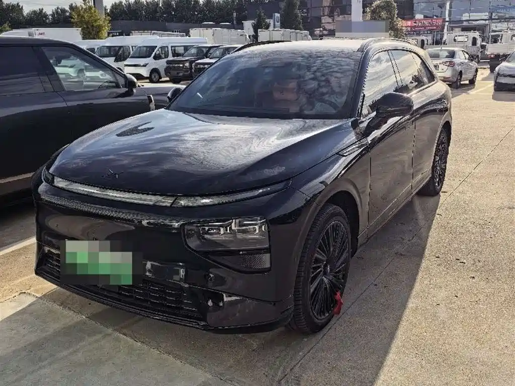 XPeng G9