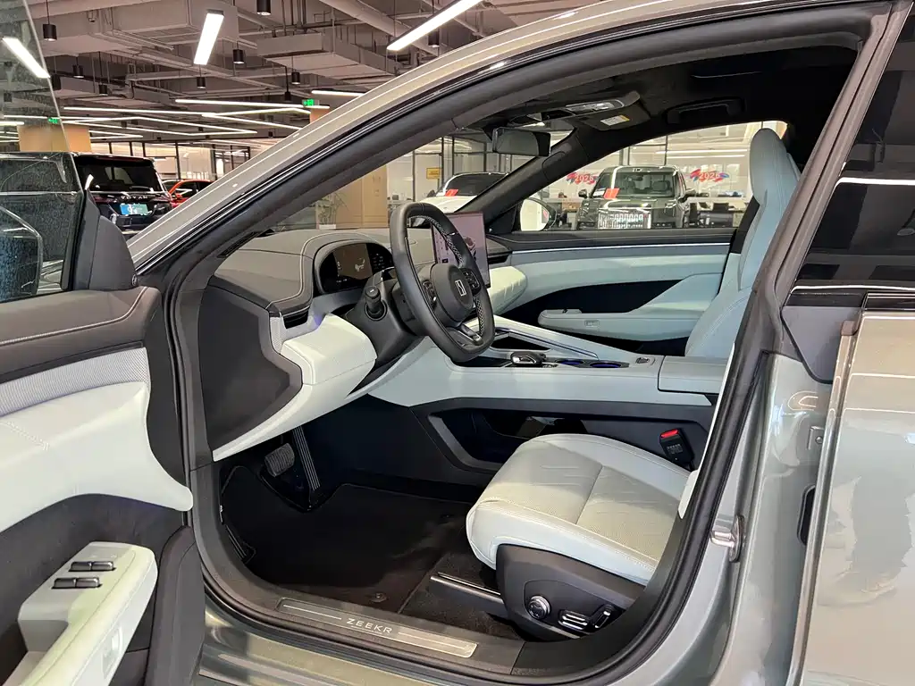 ZEEKR EXTREME KRYPTON 001