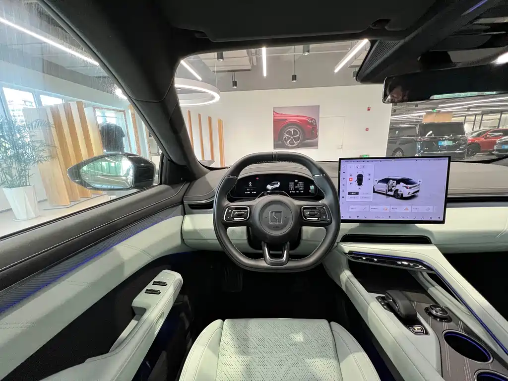 ZEEKR EXTREME KRYPTON 001