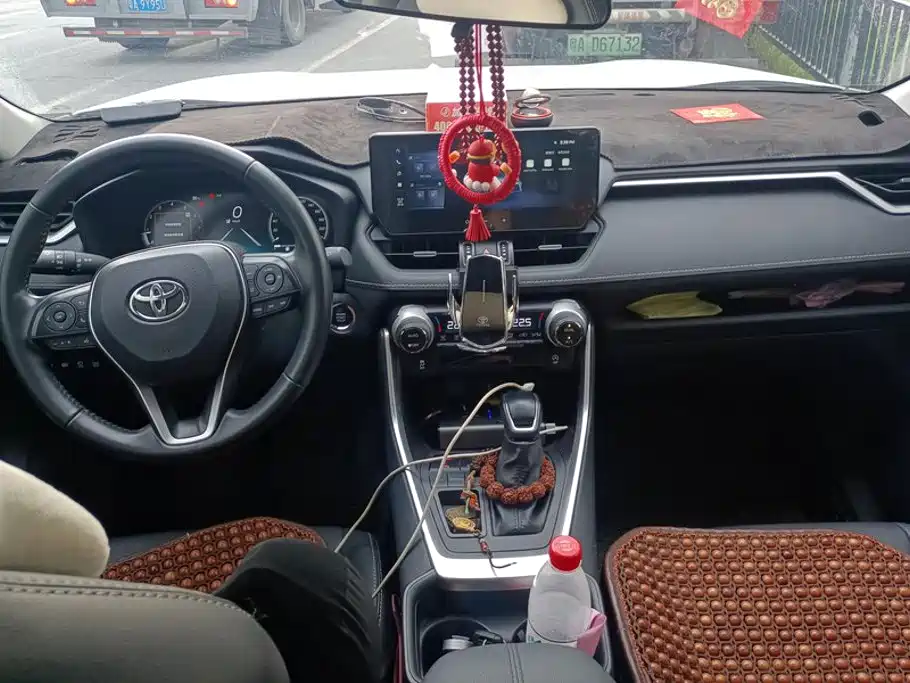 Toyota Wildlander — миниатюра 12