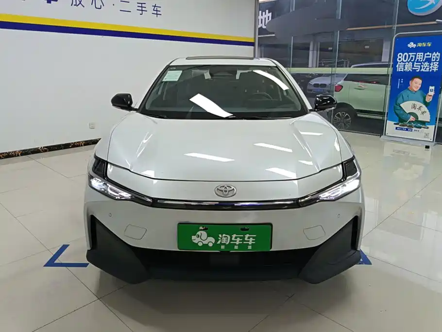 Toyota bZ3 — миниатюра 2