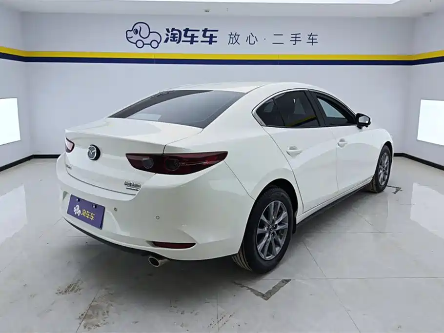 MAZDA 3 ANGKESAILA