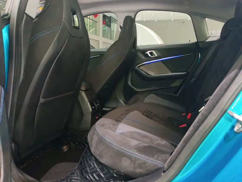 BMW 2 Series (Import) — миниатюра 16