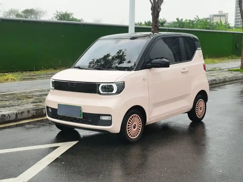 Wuling MINIEV