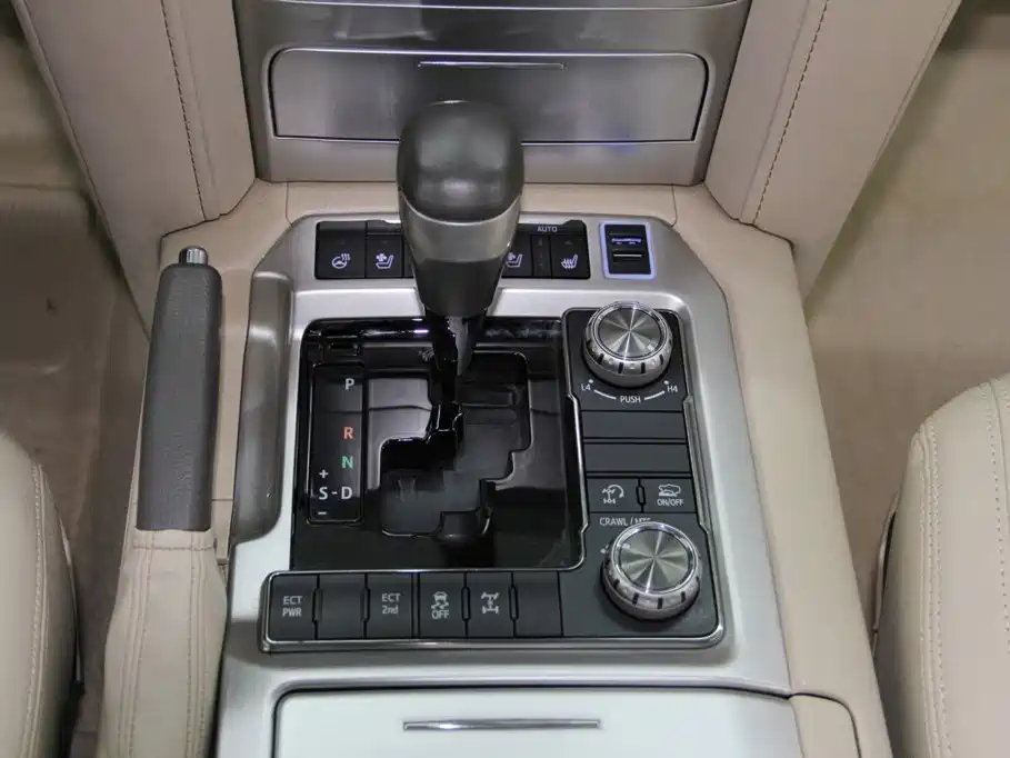 Toyota Land Cruiser — миниатюра 17