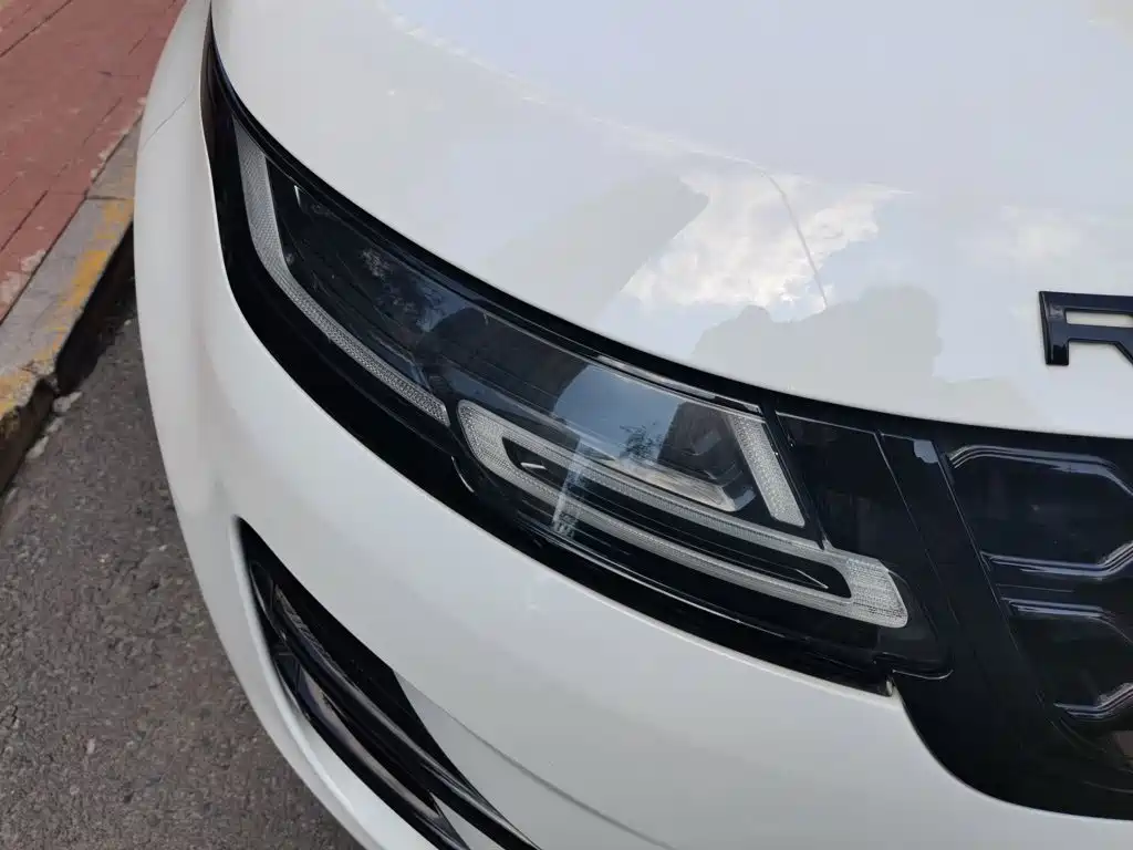 Land Rover Evoque — миниатюра 7