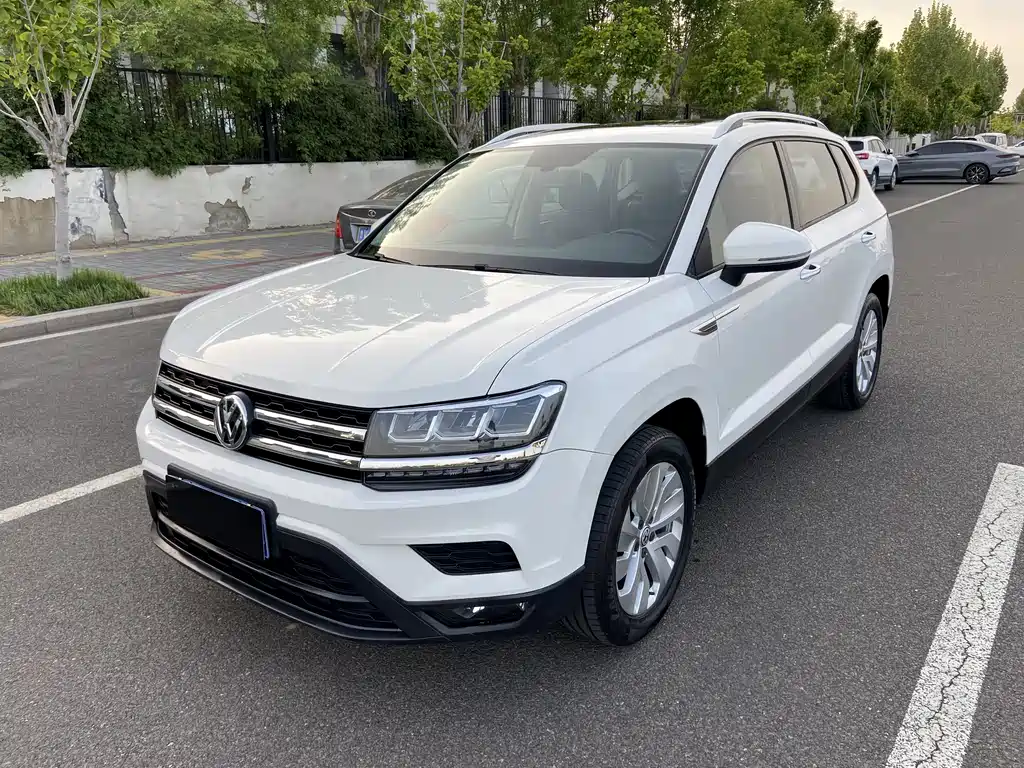 Volkswagen Tharu 2019