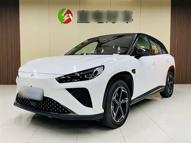 NEZHA AUTOMOBILE NEZHA L 2024