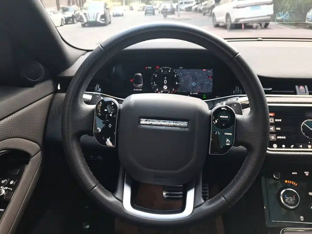 Land Rover Evoque — миниатюра 11