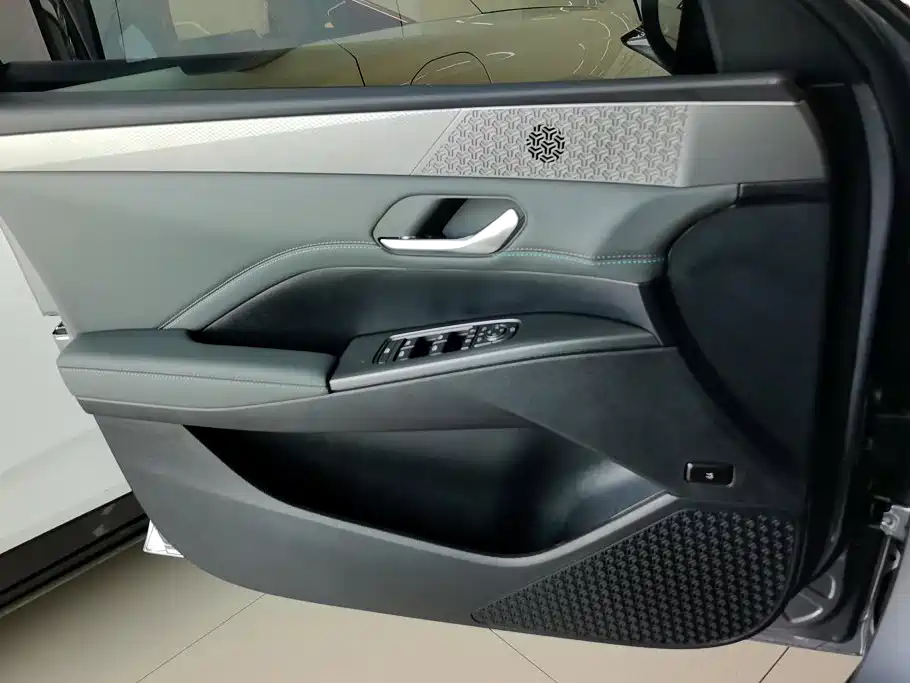 BYD Qin PLUS — миниатюра 7