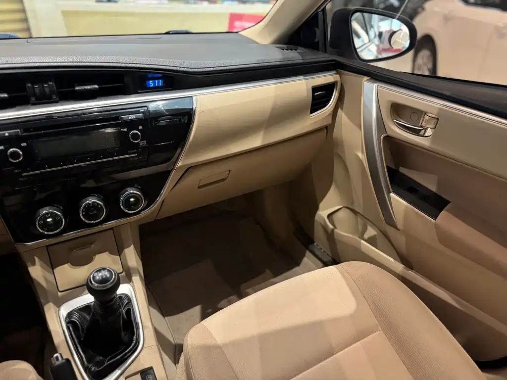 Toyota Corolla — миниатюра 15