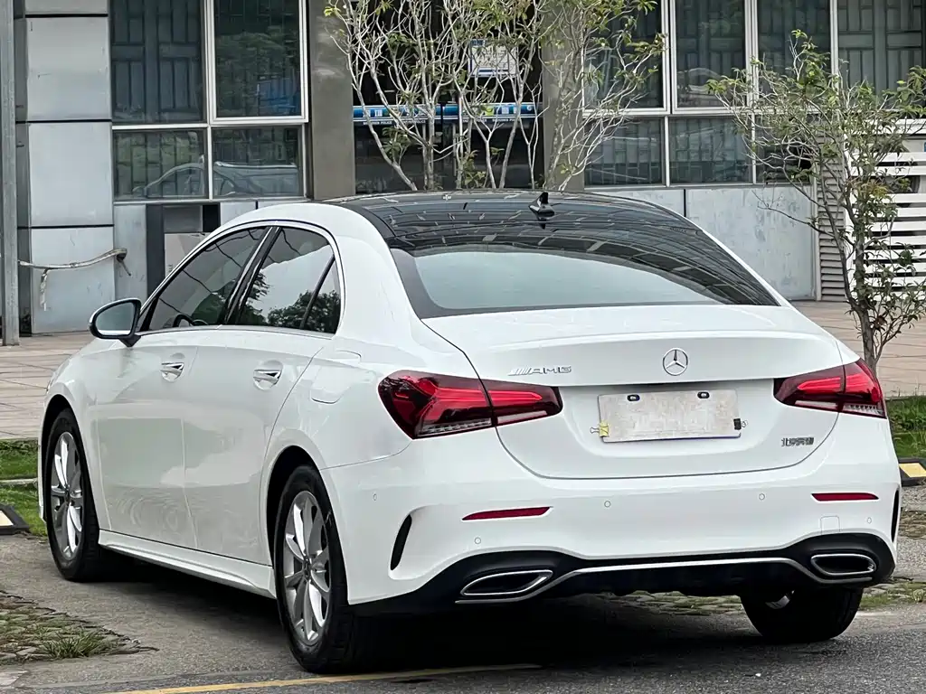 Mercedes-Benz A-Class A 2022 A 200 L Sport
