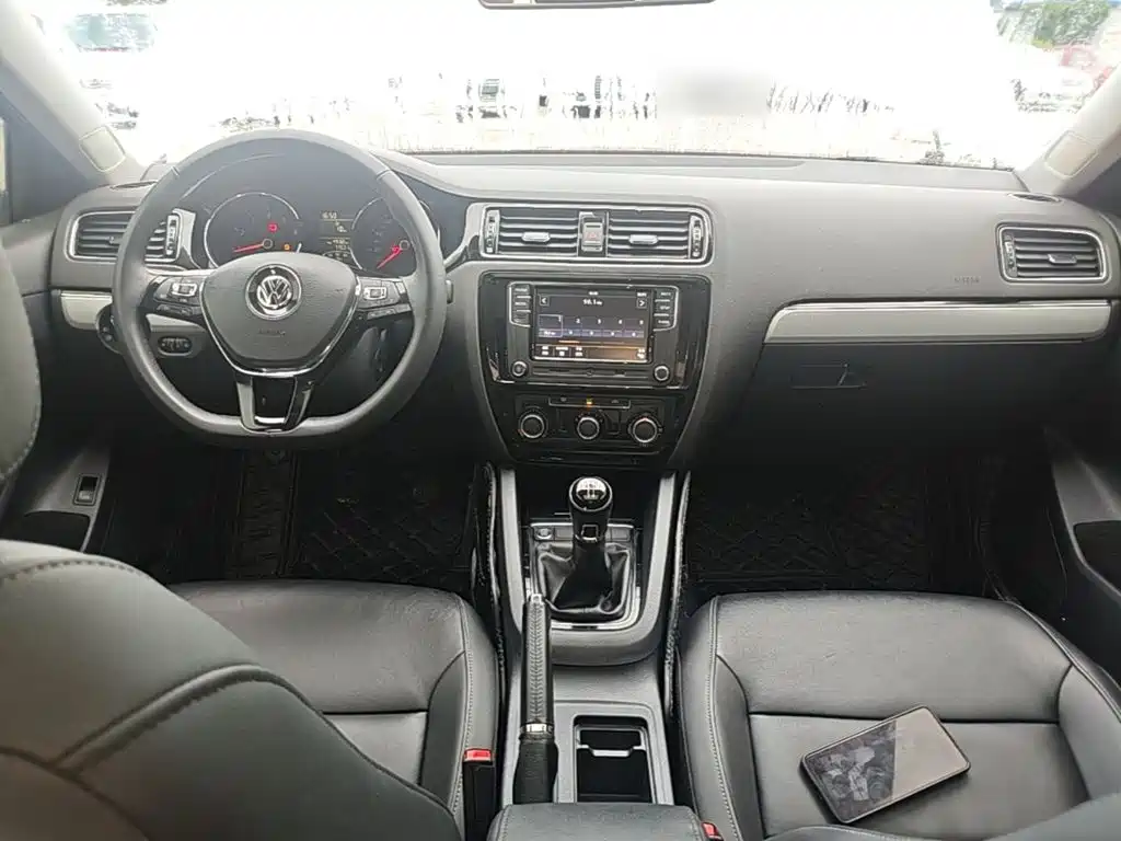 Volkswagen Sagitar — миниатюра 6