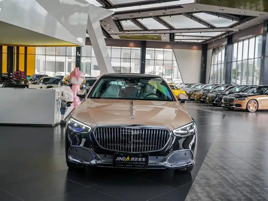 Mercedes-Benz S-Class 2024