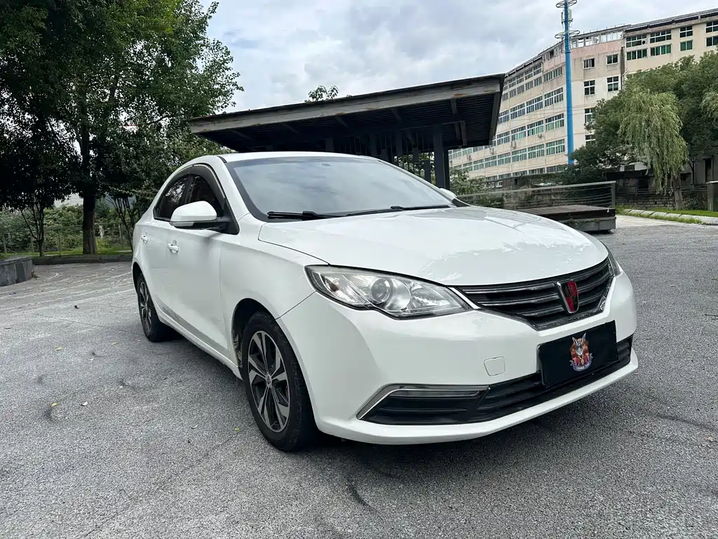 Roewe 360 — миниатюра 2