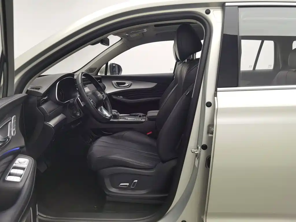 Roewe RX5 eMAX — миниатюра 10