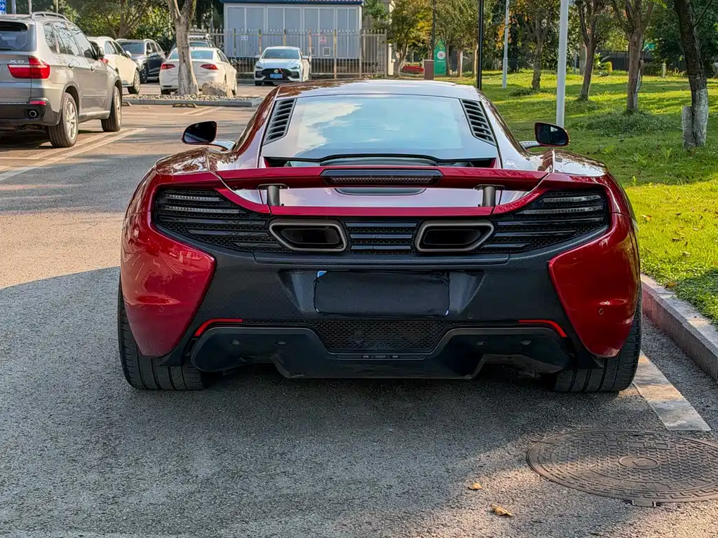 McLaren 12C — миниатюра 10