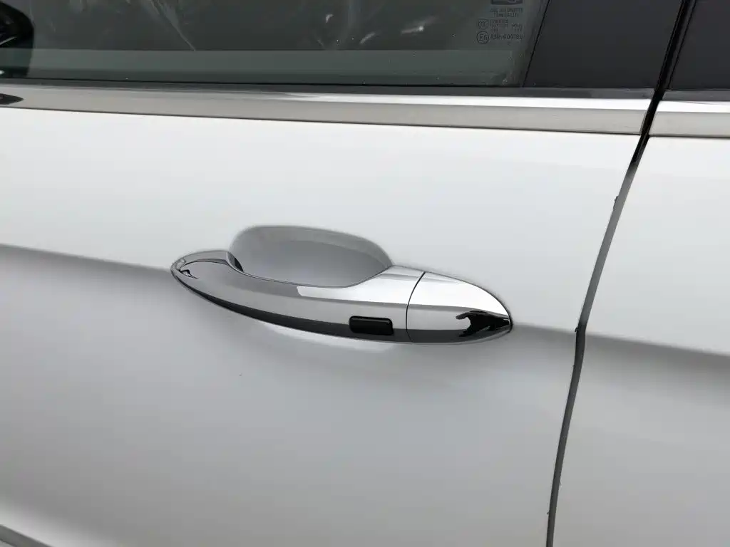 Qoros Qoros 3 — миниатюра 18