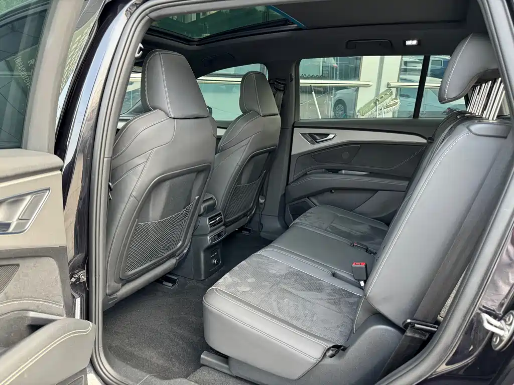 Audi Q5 e-tron 2023 40 e-tron