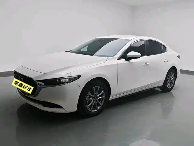 Mazda 3 Axela 2022