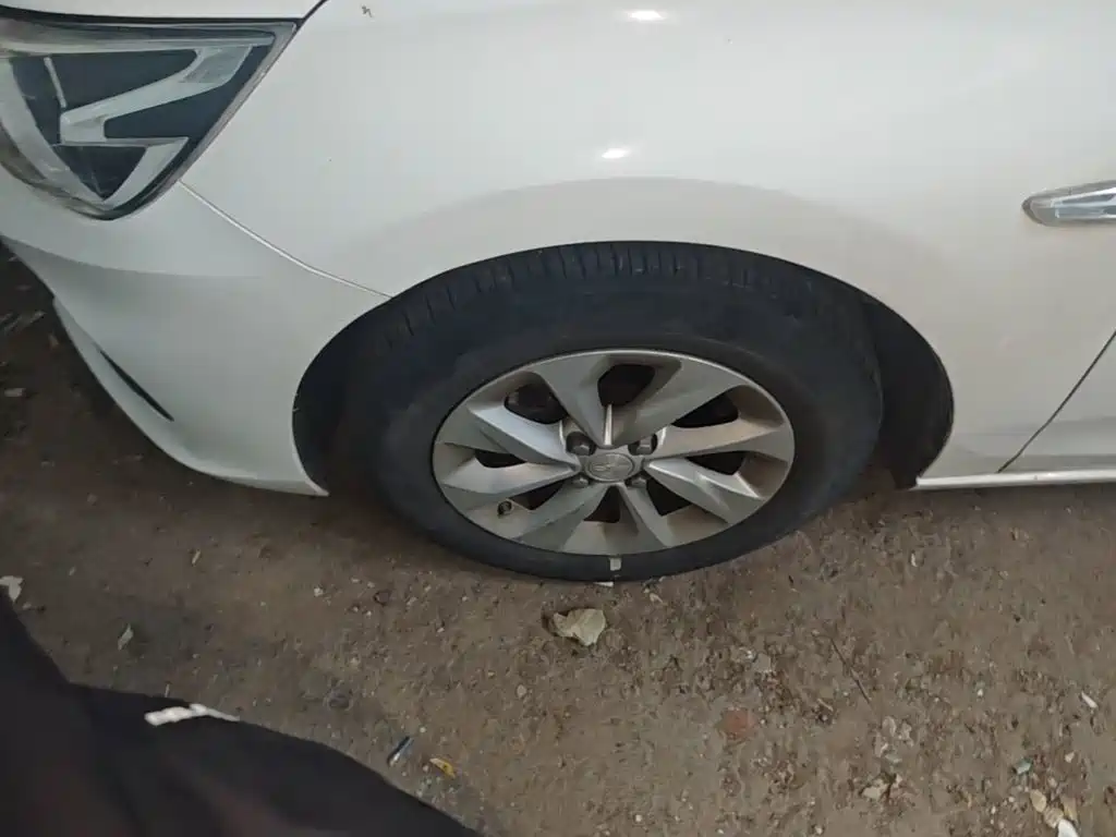 Chevrolet Cavalier — миниатюра 23