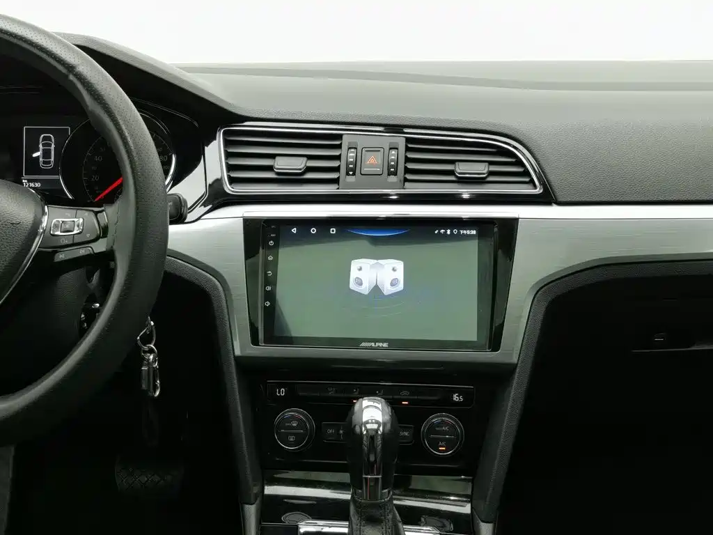 Volkswagen Lamando — миниатюра 12