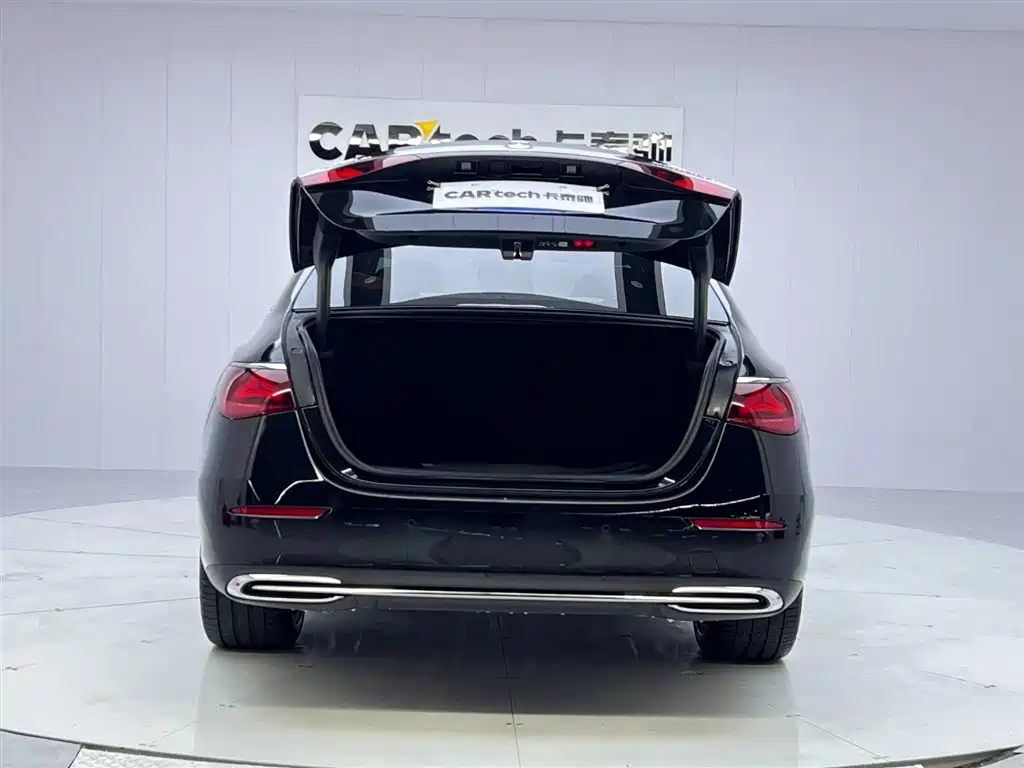 Mercedes-Benz E-Class E 2025 E 300 L Fashion