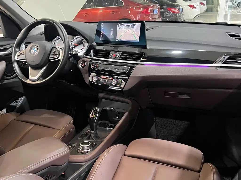 BMW X1 — миниатюра 10