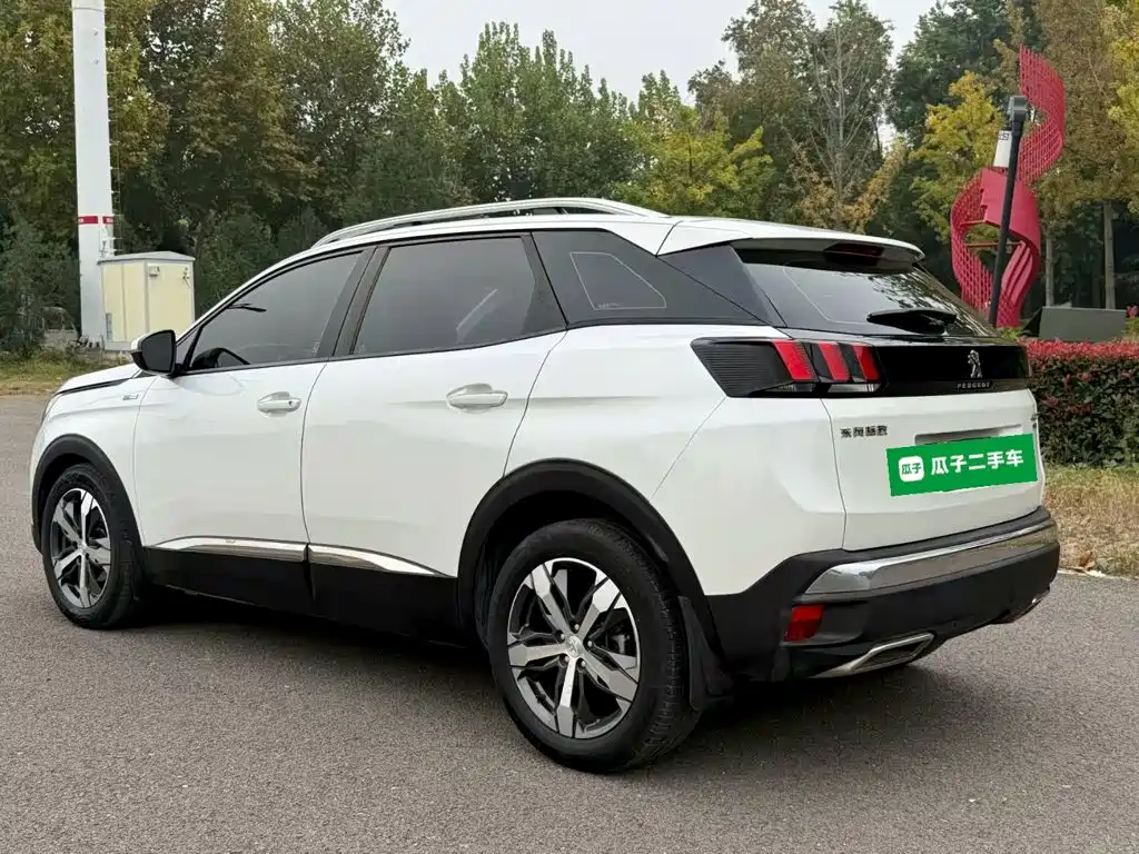 Peugeot 4008 — миниатюра 5